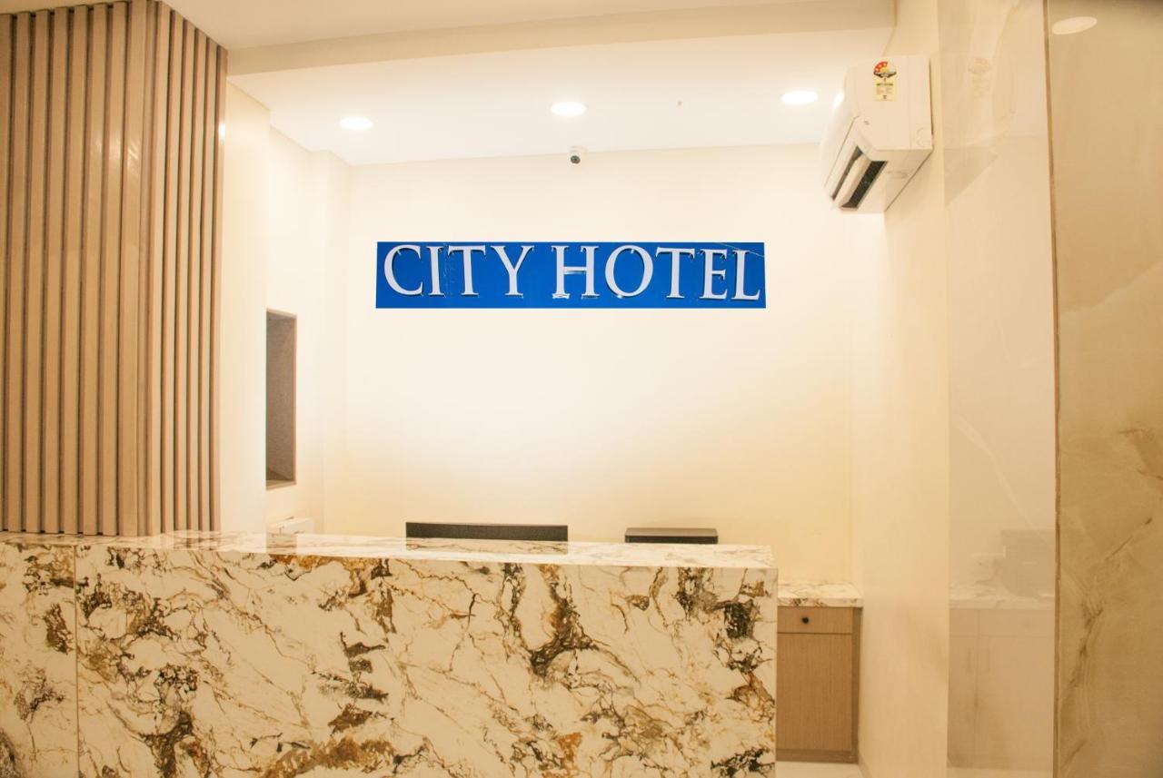 City Hotel Bombaim Exterior foto